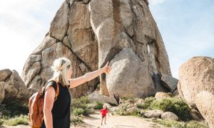 HIKING IN SCOTTSDALE WITH KIDS: TOM’S THUMB